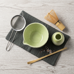 Matcha set 4Barista (light green) – un juego de cerámica para preparar té matcha 