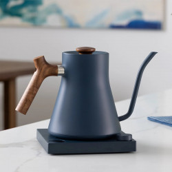 Fellow Stagg EKG Stoneblue + Walnut | Hervidor eléctrico Gooseneck