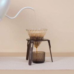 OutIn Foldable Coffee Stand  – soporte plegable para cafetera