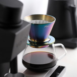 Varia FLO Candy – acero inoxidable Dripper (Varia x Kurasu Kyoto)