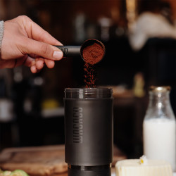 Wacaco Prestina (coal black) : una cafetera portátil