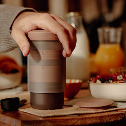 Wacaco Prestina (clay pink) : una cafetera portátil